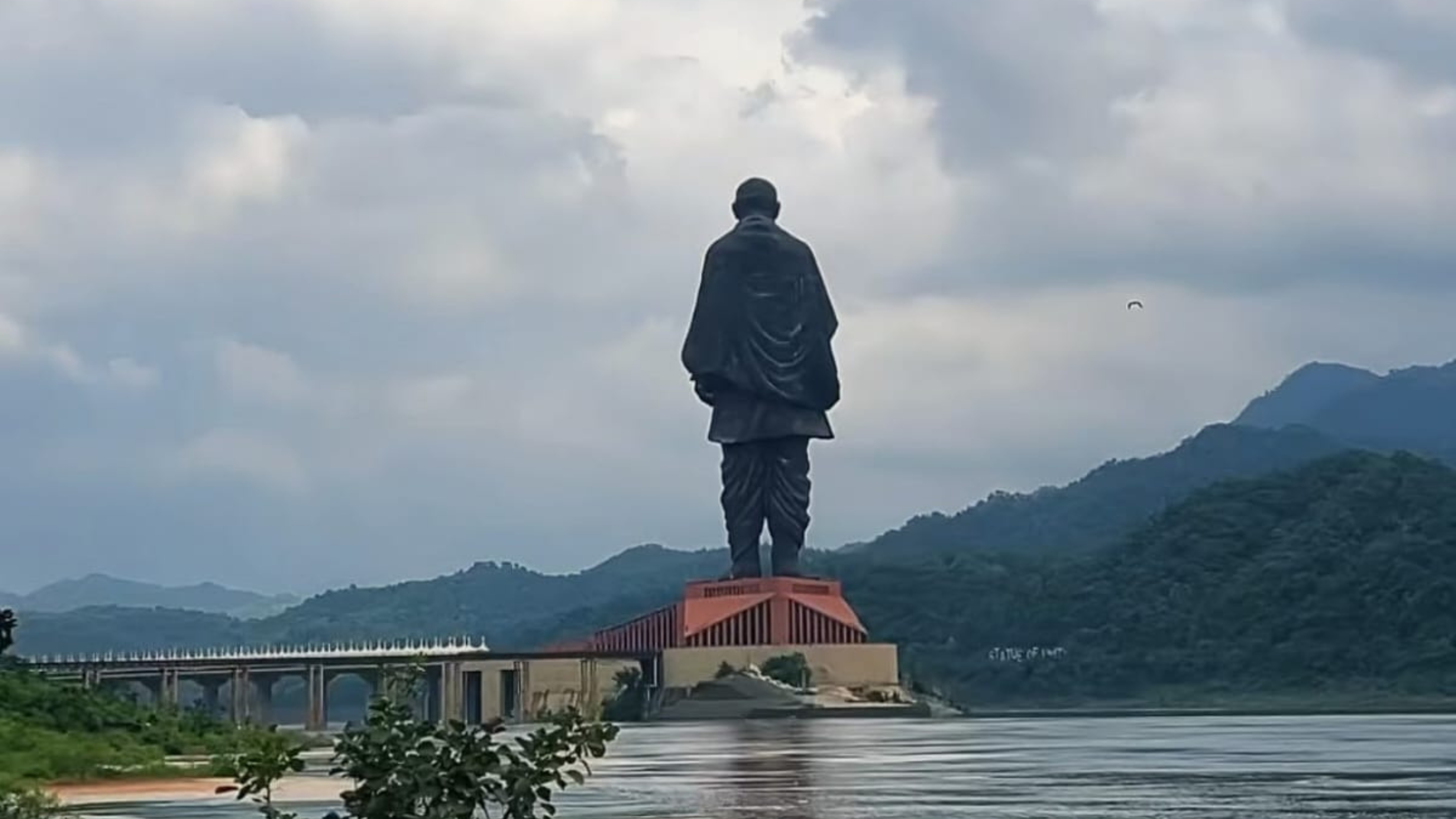 Tour package - Statue of Unity in Gujarat, India
